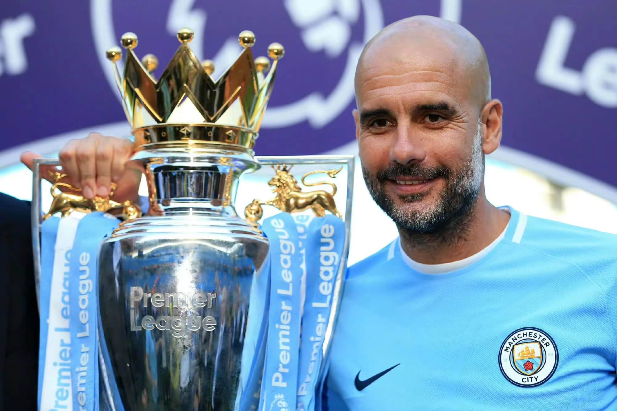 Treinta y seis años de brillante carrera han llenado de infinitas expectativas a los aficionados por Guardiola Treinta y seis años de brillante carrera han llenado de infinitas expectativas a los aficionados por Guardiola
